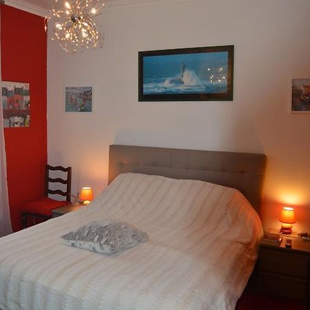 Chez Pierrette Bed & Breakfast Pont-Croix Bagian luar foto