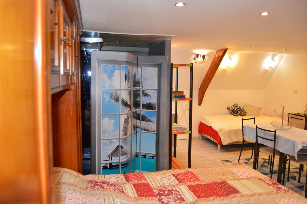 Chez Pierrette Bed & Breakfast Pont-Croix Bagian luar foto